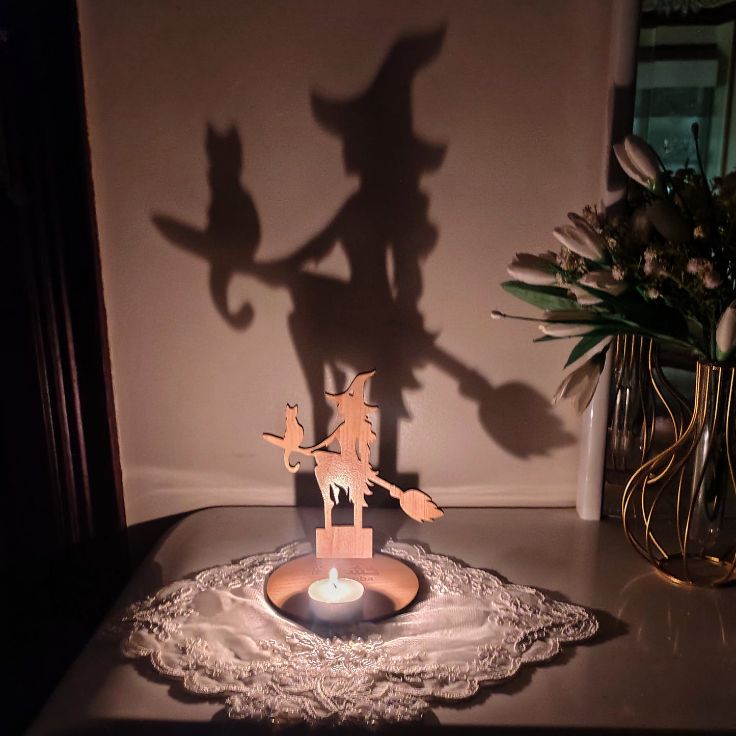 The Flying Witch & Mystical Cat